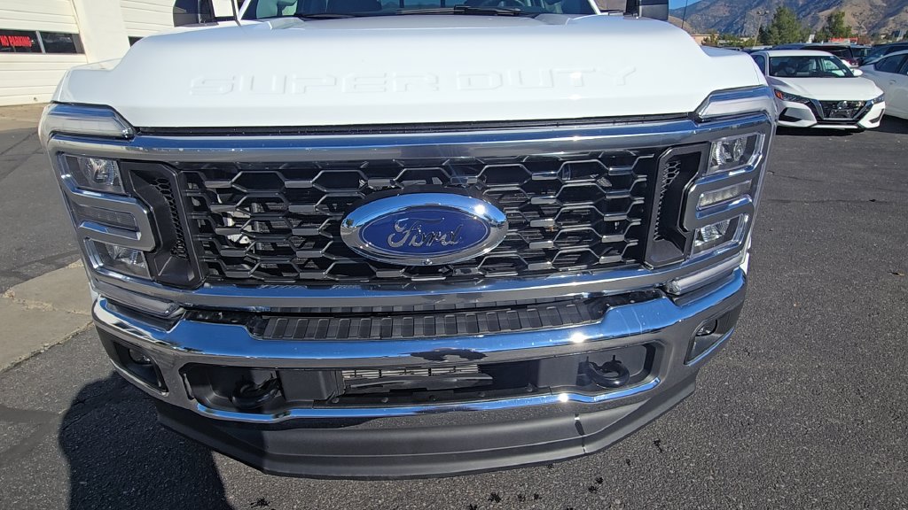 Used 2026 Ford F450 Lariat w/ FX4 Off-Road Package AWD/4WD image 32