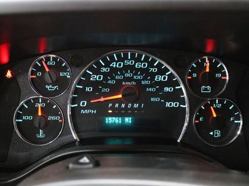 Used 2023 Chevrolet Express 2500 w/ Driver Convenience Package image 21