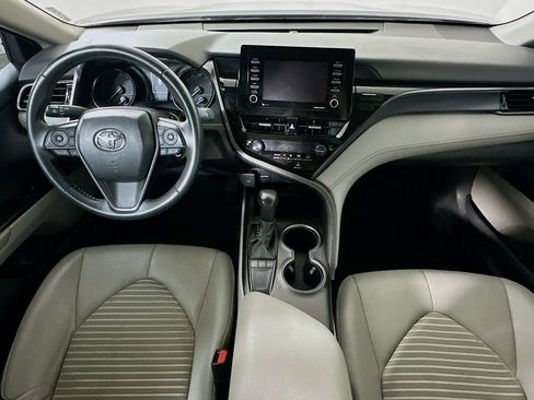 Used 2024 Toyota Camry SE FWD image 16
