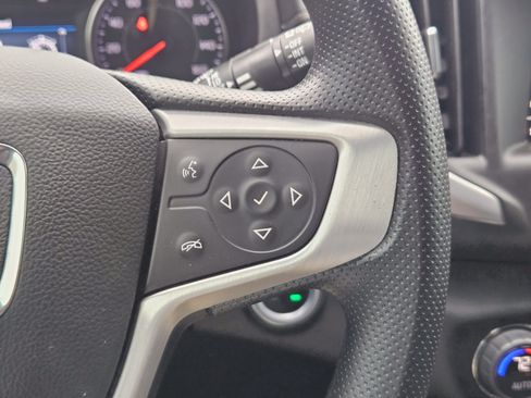 Used 2023 GMC Terrain SLE w/ Driver Convenience Package FWD image 21