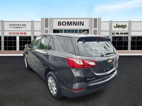 Used 2020 Chevrolet Equinox LS image 3