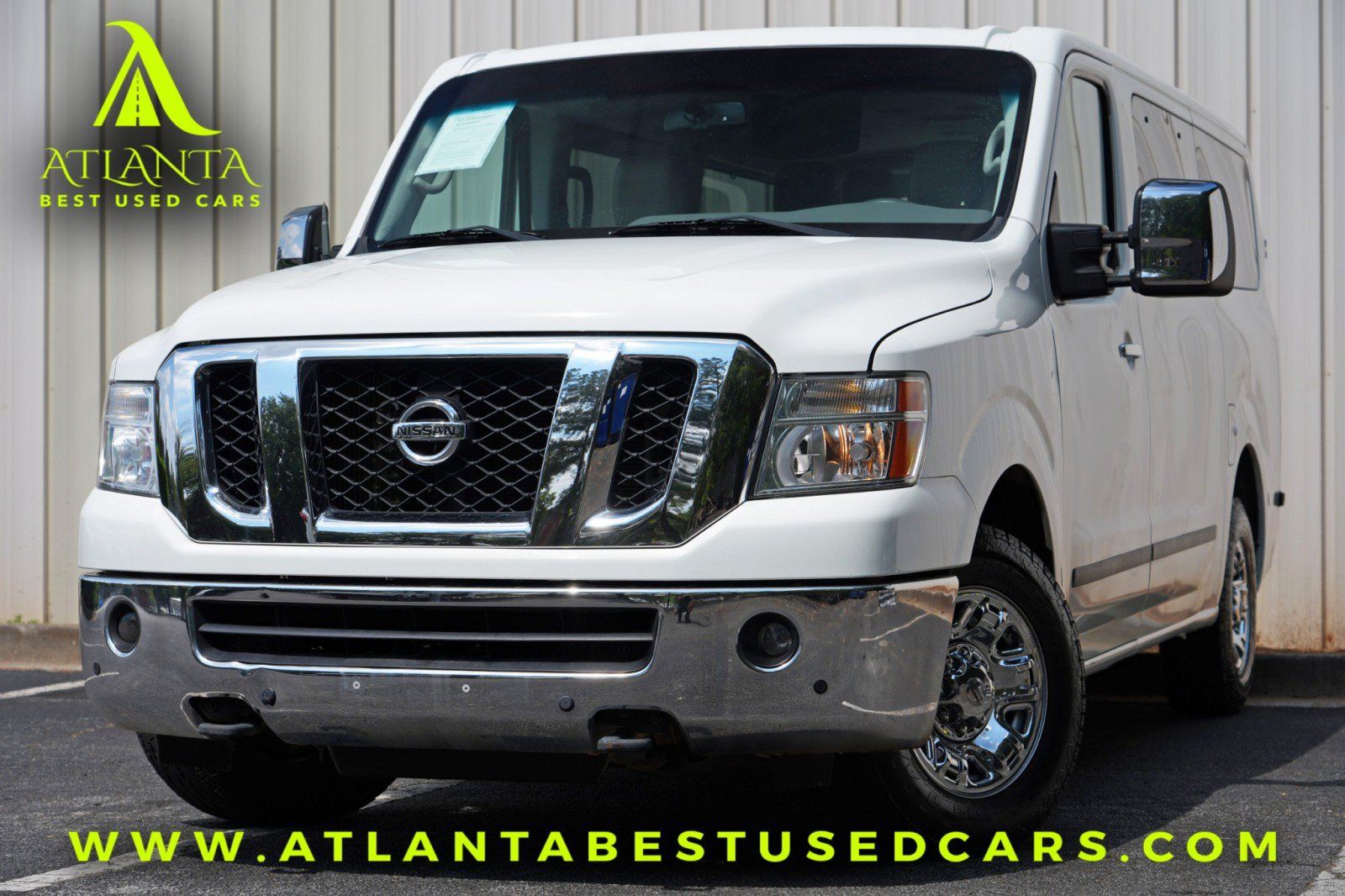 Used 2018 Nissan NV 3500 SL RWD image 1