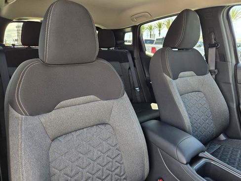Used 2026 Nissan Kicks SV FWD image 30