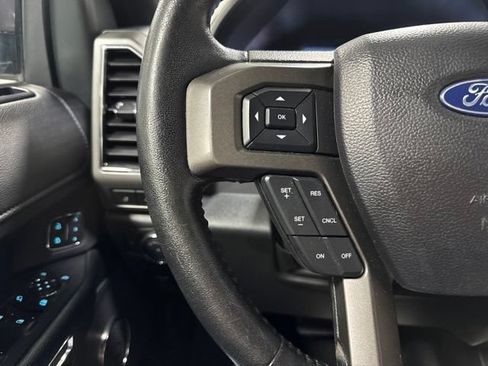Used 2020 Ford Expedition Max XLT w/ Equipment Group 202A AWD/4WD image 25