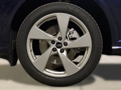 New 2025 Audi Q5 Premium Plus image 11