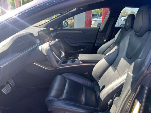Used 2022 Tesla Model S image 7