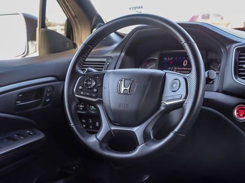 Certified 2023 Honda Passport TrailSport image 17