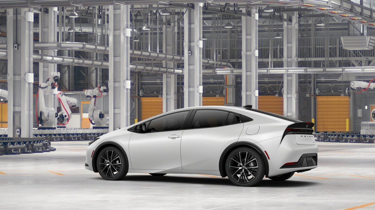 New 2027 Toyota Prius XLE FWD image 5