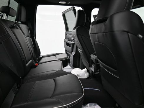 New 2025 RAM 3500 Limited image 24