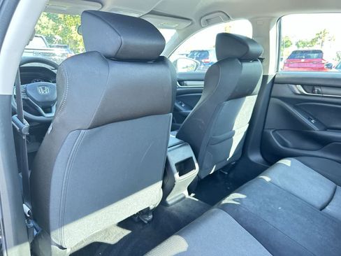 Used 2022 Honda Accord Hybrid image 14