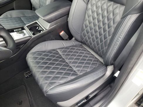 Used 2023 Mitsubishi Outlander SEL image 23