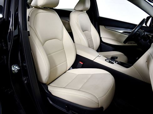 Used 2021 INFINITI QX50 Luxe w/ Cargo Package image 44