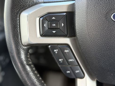 Used 2015 Ford F150 Lariat w/ Equipment Group 501A Mid image 17