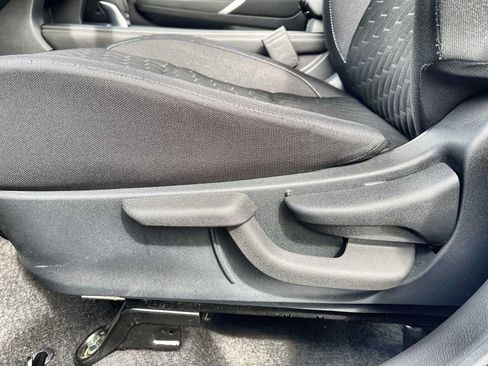 Used 2023 Nissan Kicks SV FWD image 14