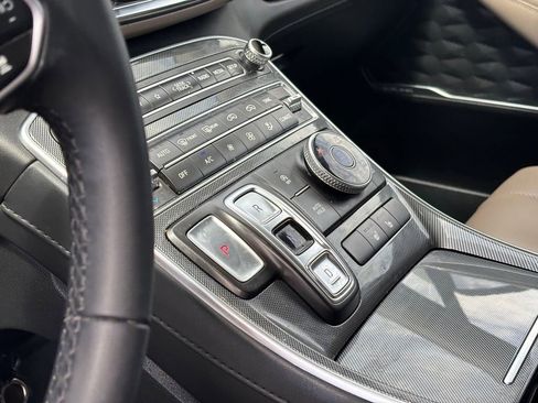 Used 2023 Hyundai Santa Fe SEL w/ Premium Package AWD/4WD image 11