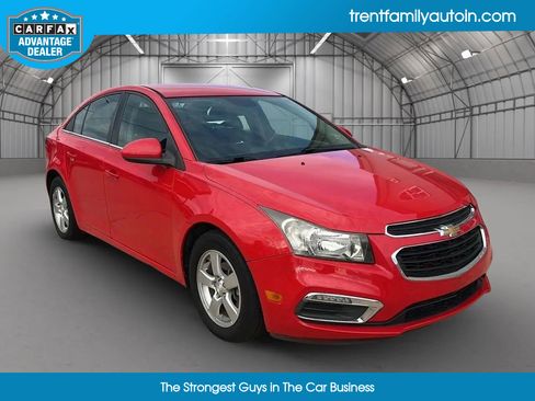 Used 2016 Chevrolet Cruze LT image 18