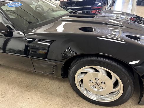 Used 1996 Chevrolet Corvette Coupe image 20