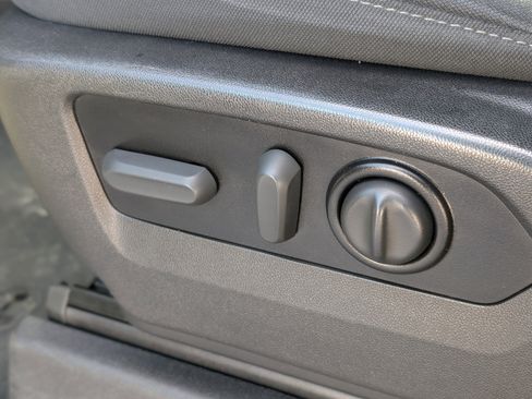 Certified 2022 Chevrolet Silverado 1500 Custom w/ Safety Confidence Package image 27