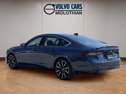 Used 2025 Honda Accord Touring image 21