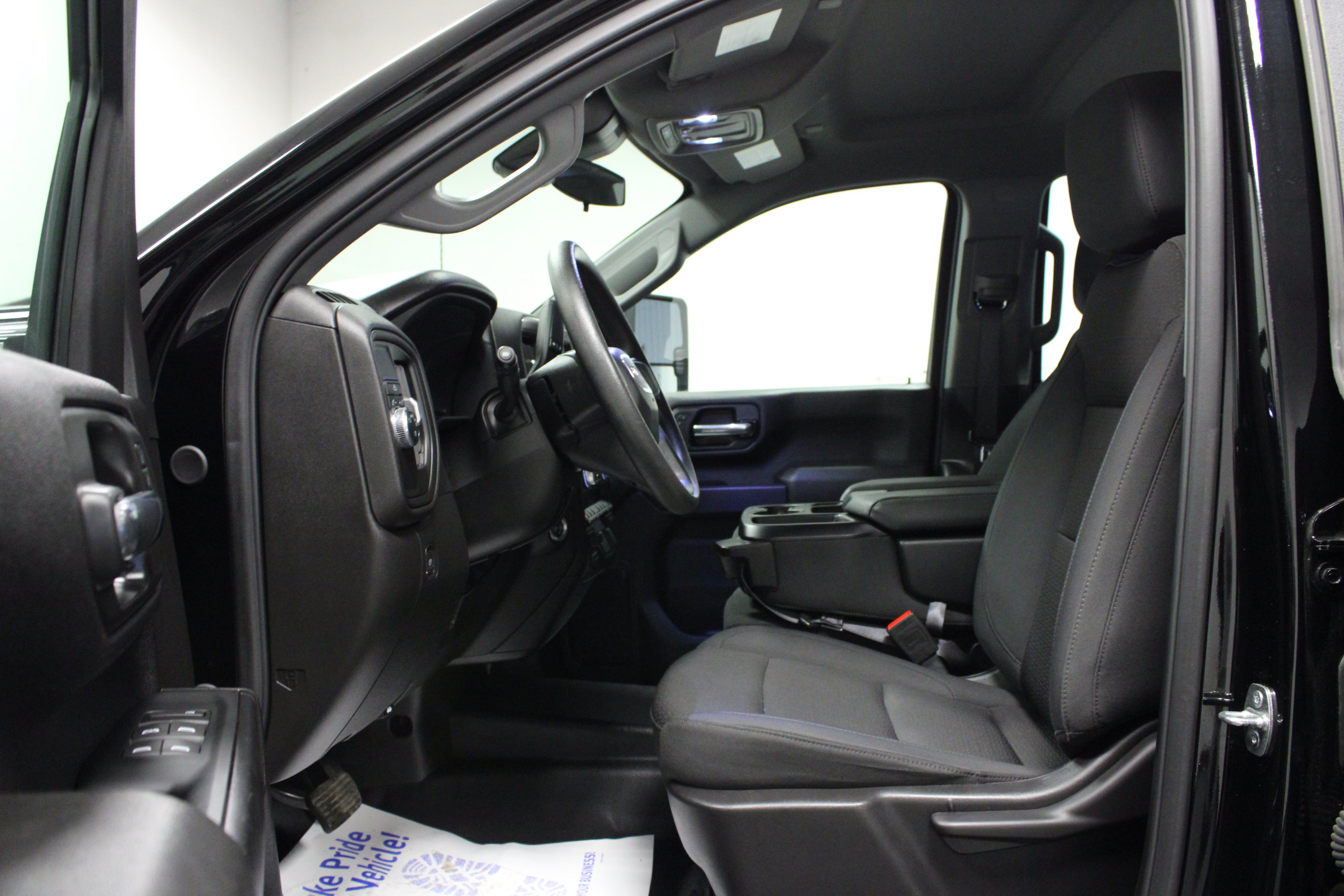 Used 2024 GMC Sierra 3500 Pro RWD image 12