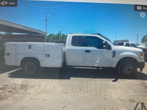 Used 2022 Ford F350 XL w/ Power Equipment Group RWD image 11