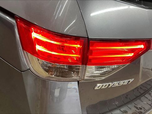 Used 2014 Honda Odyssey Touring image 32