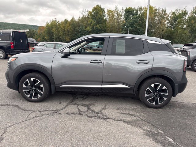 Certified 2025 Nissan Kicks SV AWD/4WD image 9