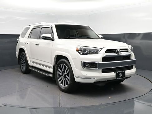 Used 2021 Toyota 4Runner Limited RWD image 9