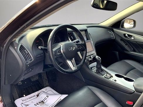 Used 2020 INFINITI Q50 Luxe w/ Essential Package (3.0T Luxe) image 11
