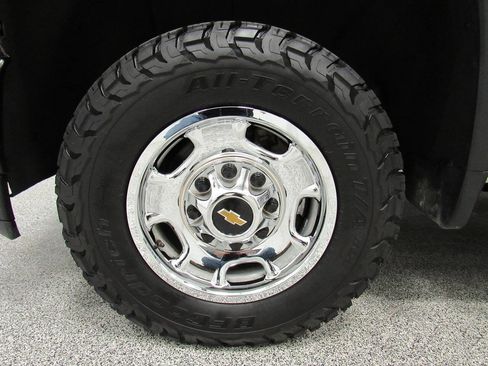 Used 2022 Chevrolet Silverado 2500 W/T w/ WT Fleet Convenience Package AWD/4WD image 10