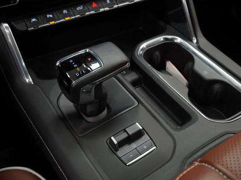 Certified 2025 GMC Sierra 1500 Denali Ultimate AWD/4WD image 25