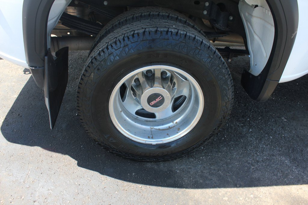 Used 2023 GMC Sierra 3500 Denali w/ Denali Ultimate Package AWD/4WD image 53