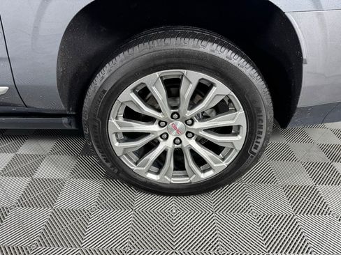Used 2022 GMC Yukon XL Denali image 34
