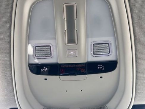 New 2026 Volvo XC90 T8 Ultra w/ Protection Package Premier image 18