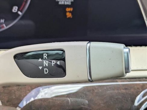 Used 2018 Mercedes-Benz S 560 Sedan image 14