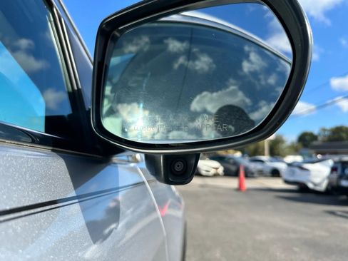 Used 2015 Honda CR-V EX image 9