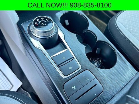 Certified 2024 Ford Escape Active AWD/4WD image 18