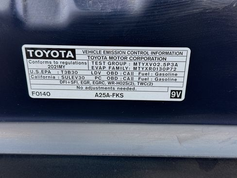 Used 2021 Toyota Camry SE w/ TRD Appearance Package (TMS) FWD image 19