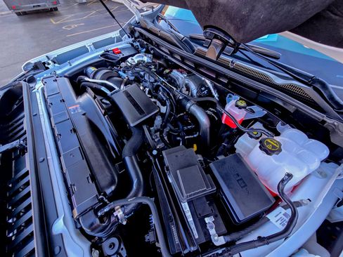 Used 2025 GMC Sierra 3500 Denali w/ Denali Reserve Package image 40