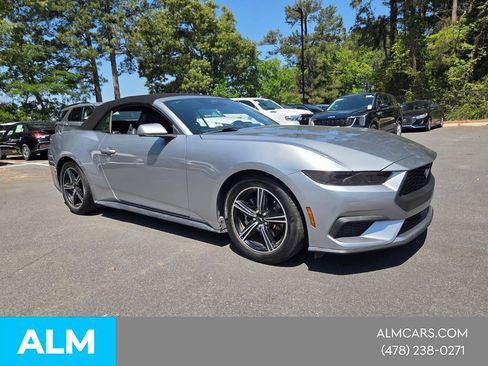 Used 2025 Ford Mustang Premium RWD image 14