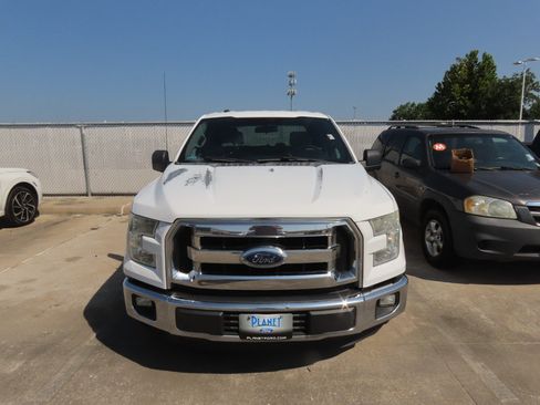 Used 2016 Ford F150 XLT RWD image 5