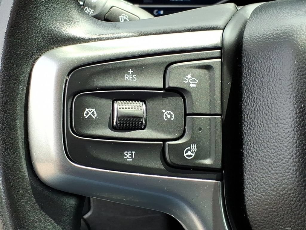 Used 2024 Chevrolet Silverado 1500 RST AWD/4WD image 17