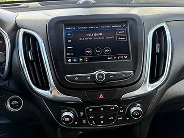 Used 2021 Chevrolet Equinox LT w/ Driver Convenience Package AWD/4WD image 12