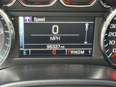 Used 2015 Chevrolet Silverado 2500 LTZ w/ LTZ Plus Package image 28