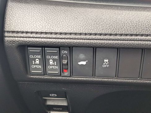 Used 2025 Honda Odyssey Sport-L image 35