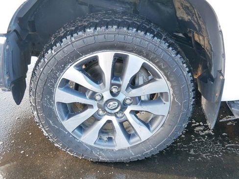 Used 2021 Toyota Tundra Limited image 6