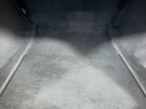 Used 2021 Tesla Model 3 Standard Range image 32