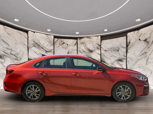 Used 2021 Kia Forte GT-Line FWD image 7