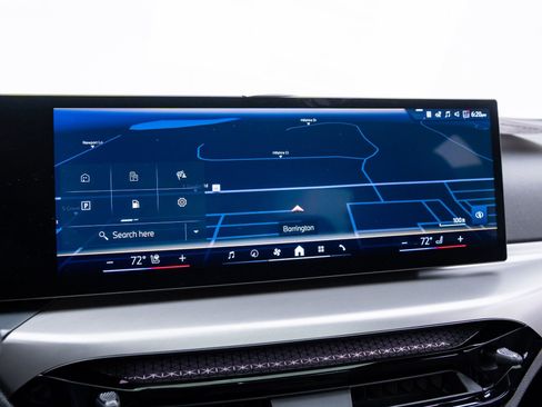 New 2026 BMW 330i xDrive Sedan w/ M Sport Package image 24