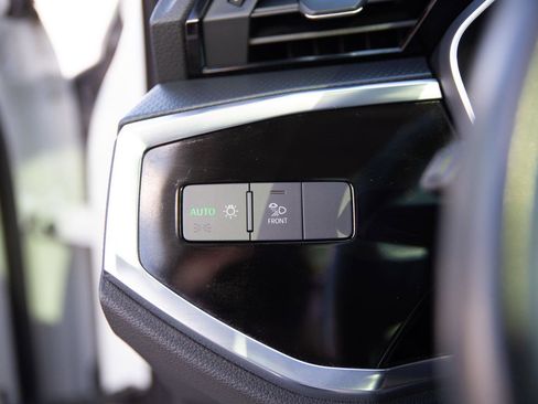 Used 2022 Audi Q3 2.0T Premium Plus w/ Premium Plus Package image 5